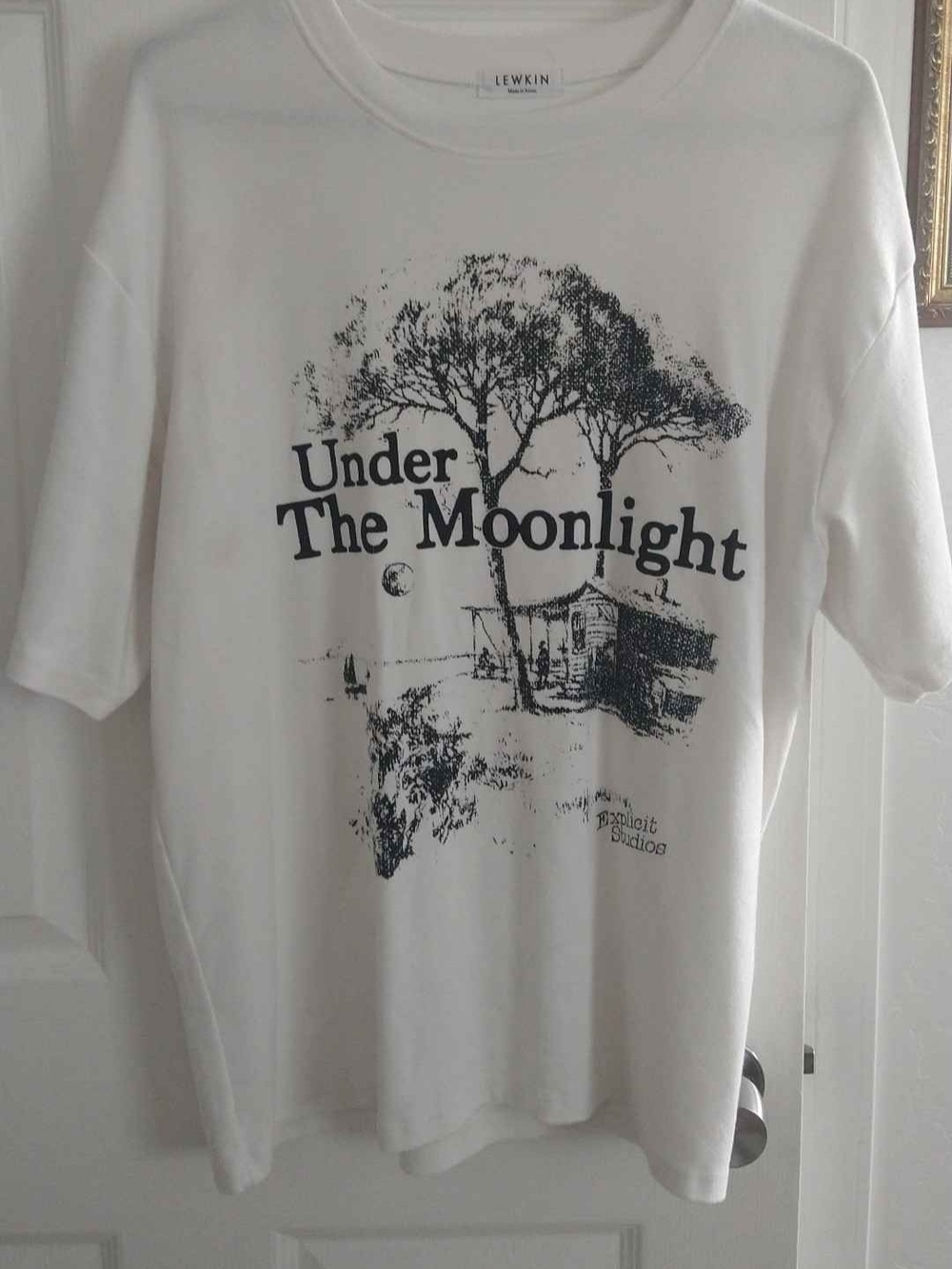 LEWKIN Made In Korea Under The Moonlight Graphic Tee - White